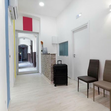 Bed and Breakfast Rainbow Napoli Экстерьер фото