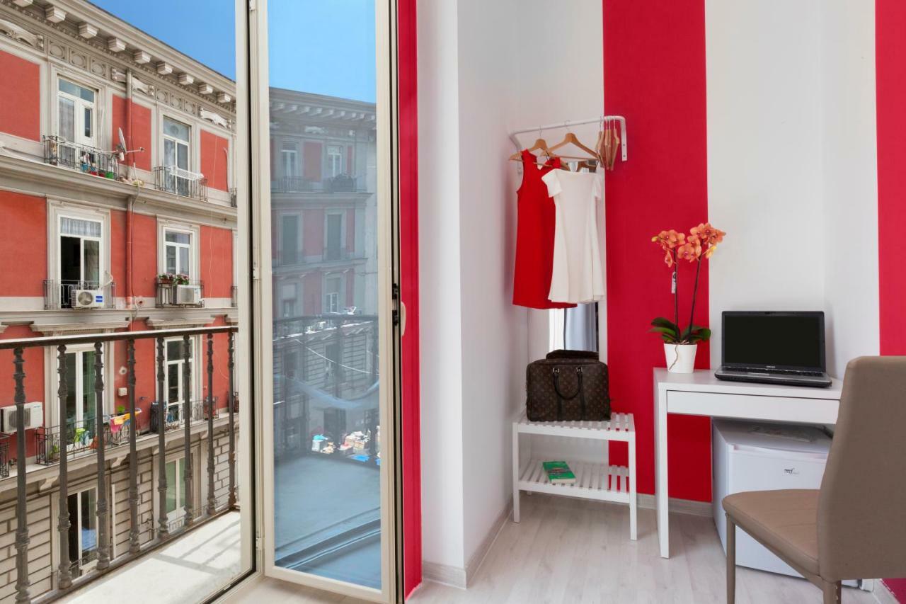 Bed and Breakfast Rainbow Napoli Экстерьер фото