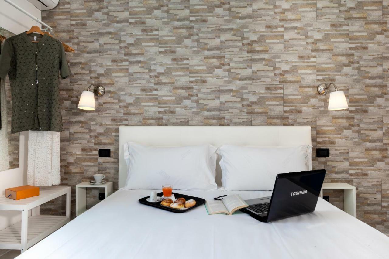 Bed and Breakfast Rainbow Napoli Экстерьер фото