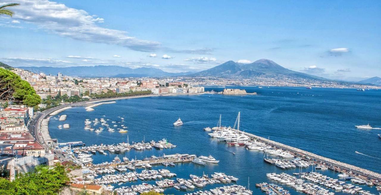 Bed and Breakfast Rainbow Napoli Экстерьер фото